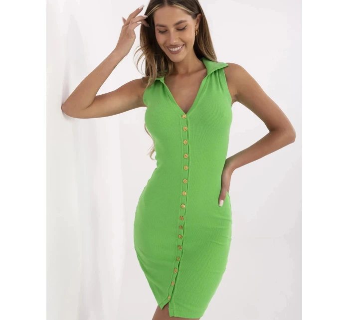 Zelené dámské tužkové šaty se zlatými knoflíky (7803)