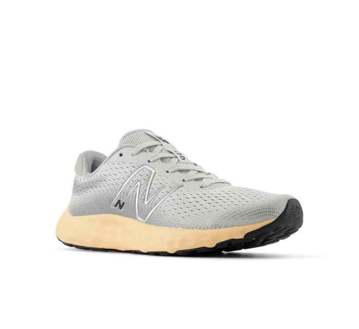 Běžecká obuv New Balance W520RM8