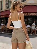 Dámské džínové kraťasy v kamelové barvě FashionStreet SY0553 Dámské džínové kraťasy v kamelové barvě FashionStreet SY0553