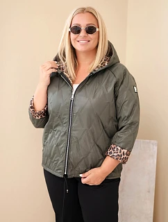 Dámská bunda Plus Size s kapucí a leopardím lemováním khaki
