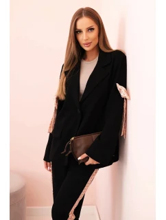 Dámský komplet s viskózou – sako s klopami a kalhoty s model 21232429 černý - K-Fashion