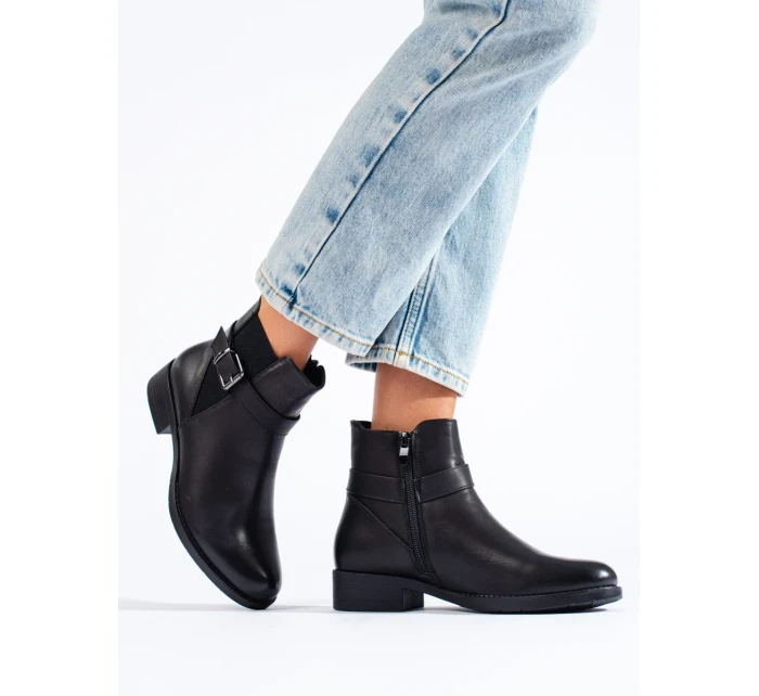 Praktické dámské kotníčkové boty černé płaski Praktické dámské kotníčkové boty černé płaski