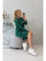 Neomezené zelené šaty Neomezené zelené šaty