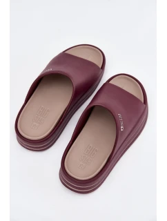 Dámské pantofle na platformě Big Star – bordó