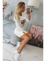 Šaty s potiskem Honey model 18744042 ecru - K-Fashion Šaty s potiskem Honey model 18744042 ecru - K-Fashion
