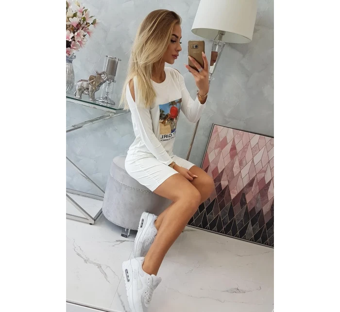 Šaty s potiskem Honey model 18744042 ecru - K-Fashion Šaty s potiskem Honey model 18744042 ecru - K-Fashion