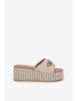 Dámské Pantofle Na Klínu S A Dekorací Béžové model 21698893 - Boto