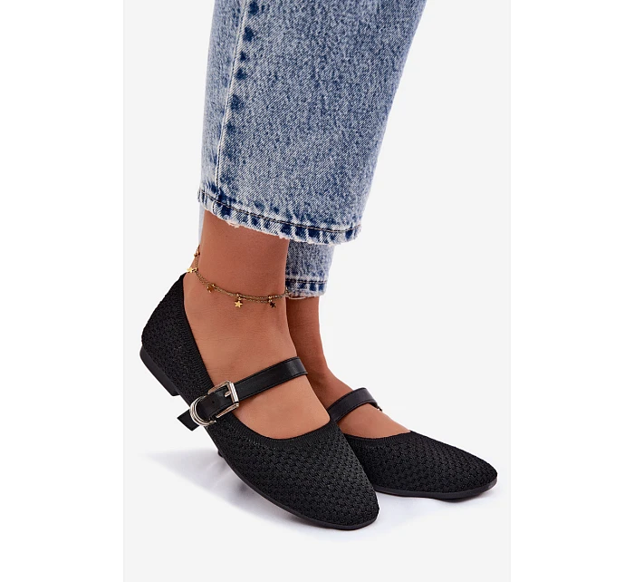 Textilní baleríny s páskem a přezkou model 22122509 - Boto