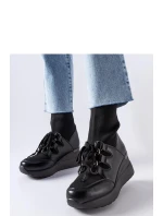 Boty na klínovém podpatku model 206574 Solea Boty na klínovém podpatku model 206574 Solea