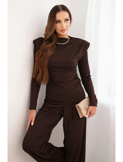 Dámský bavlněný komplet s halenkou a kalhotami s širokými nohavicemi hnědý