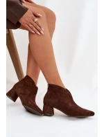 Dámské kotníkové boty na klínu s čokoládové model 21919531 - Boto