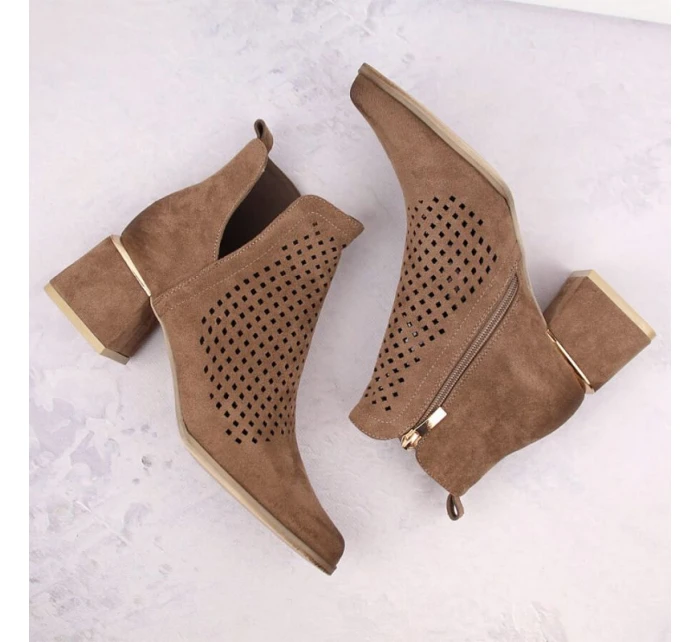 Semišové boty na podpatku W model 21996771 hnědé - Potocki Semišové boty na podpatku W model 21996771 hnědé - Potocki