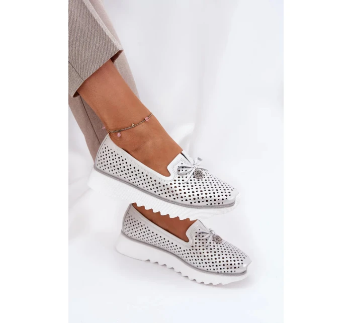 Dámské ažurové polobotky z přírodní kůže – stříbrné