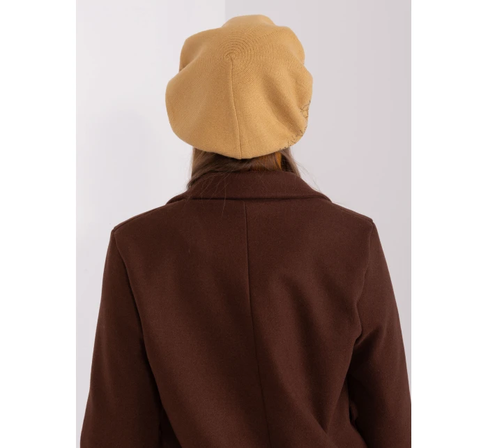 AT CZ čepice 231605.04P velbloudí