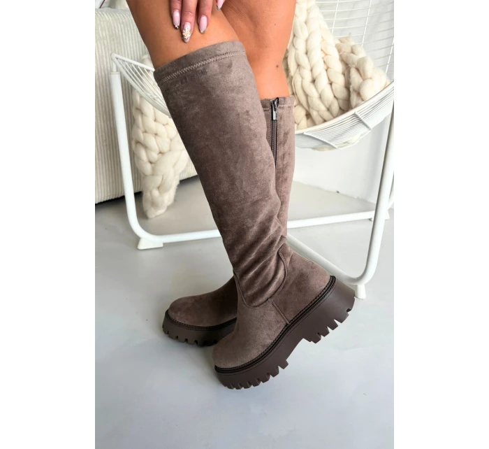 Zateplené dámské kozačky na platformě Big Star model 21821754 béžové - Big Star Shoes