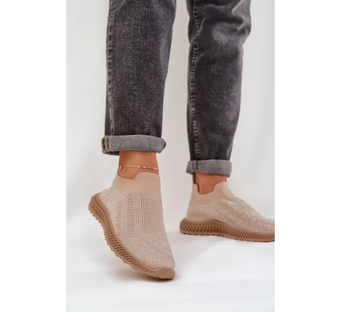 Dámské nazouvací sportovní boty se zdobením D&A – béžové