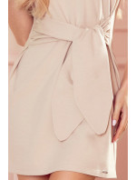 Béžové dámské šaty s krátkými rukávy a širokým páskem pro zavazování 370-2