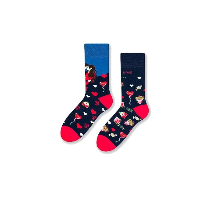 Asymetrické pánské ponožky More 079 Srdce 39-46