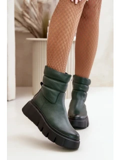 Boty na klínovém podpatku model 199279 Step in style