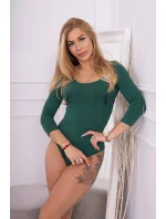 Tělová halenka s potiskem pistole zelené barvy