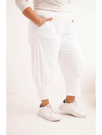 Dámské kalhoty Plus Size s nízkým sedem a gumou v pase bílé