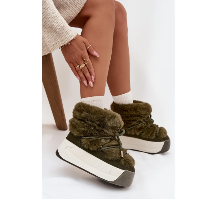 Dámské sněhule na masivní platformě s a kožešinou model 21711522 - Boto Dámské sněhule na masivní platformě s a kožešinou model 21711522 - Boto