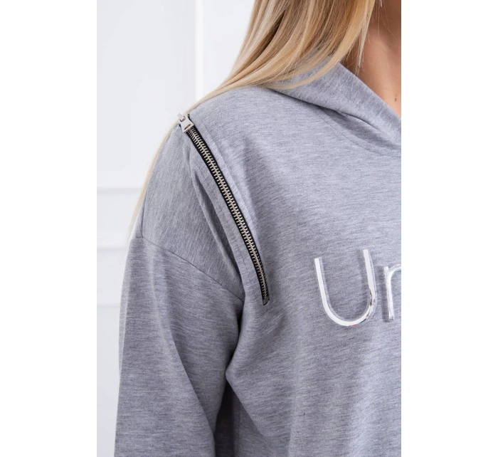 Neomezené šedé šaty Neomezené šedé šaty