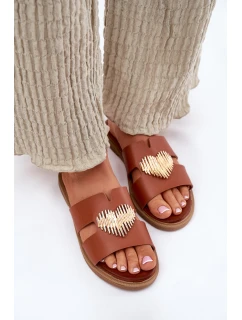 Dámské sandály na plochém podpatku se zlatou ozdobou model 21697080 - EVENTO