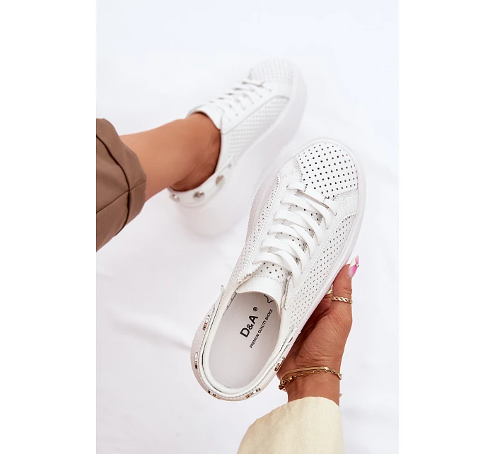 Kožené Ažurové Dámské Tenisky Na Platformě S Páskem Na Patě D&A LR61-7088 Bílé