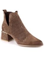 Semišové boty na podpatku W model 21996771 hnědé - Potocki Semišové boty na podpatku W model 21996771 hnědé - Potocki