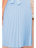 Plisované šaty s vázáním Numoco LILA - světle modré
