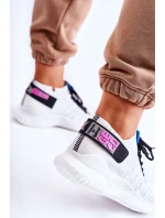 Dámská sportovní obuv nazouvací Bíle model 21591025 - Boto Dámská sportovní obuv nazouvací Bíle model 21591025 - Boto