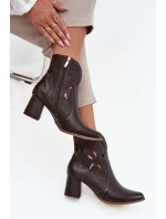 Kožené otevřené dámské kotníkové boty na podpatku model 21713218 čokoládové - Zazoo