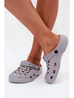 Dámské šedé pěnové pantofle s model 22275307 - Boto Dámské šedé pěnové pantofle s model 22275307 - Boto