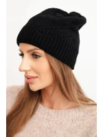 Dámská zimní čepice z vlny s pruhovaným vzorem K471 černá Dámská zimní čepice z vlny s pruhovaným vzorem K471 černá