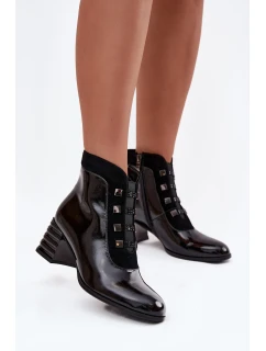 Kožené lakované dámské boty na podpatku D&A MR52-144 Černé