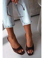 Dámské pantofle na podpatku Čokoládové model 22092057 - Boto