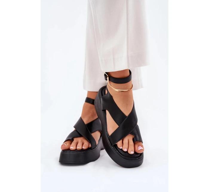 Dámské sandály na platformě Černá model 21321783 - Inello