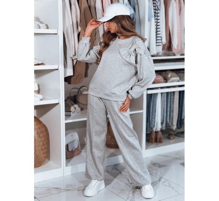 Dámská tepláková souprava nadměrné velikosti světle šedá Dstreet model 21984434 - FashionStreet