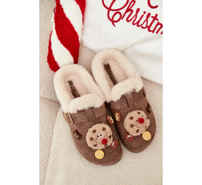 Dámské pantofle s ozdobami a přezkou vyhřívané kožešinou hnědé model 21772630 - Boto Dámské pantofle s ozdobami a přezkou vyhřívané kožešinou hnědé model 21772630 - Boto