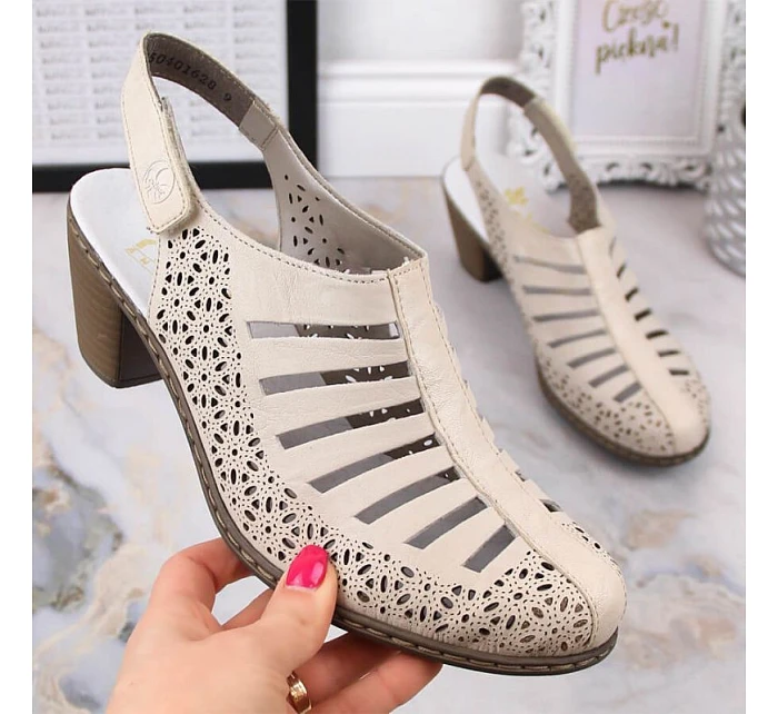 Kožené sandály na podpatku Rieker W RKR49B beige Kožené sandály na podpatku Rieker W RKR49B beige