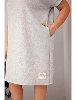 Dámské šaty Plus Size s krátkým rukávem a kapsami šedý melír