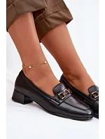 Kožené dámské polobotky na klínu s ozdobou model 22069492 Černé - VINCEZA