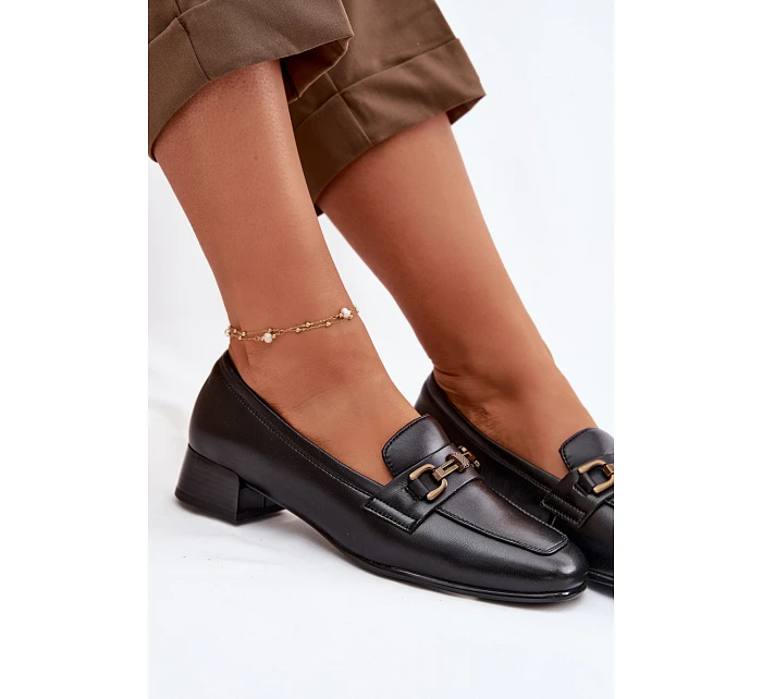 Kožené dámské polobotky na klínu s ozdobou model 22069492 Černé - VINCEZA