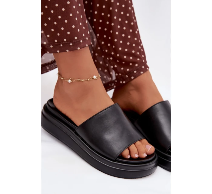 Dámské nazouváky na platformě Černé model 21918978 - Boto