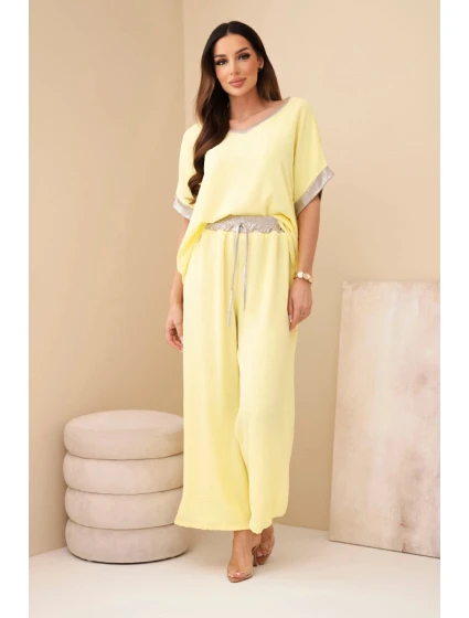 Komplet z viskózy se zlatým model 22010184 žlutý - K-Fashion