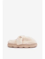 Hřejivé pantofle s malou broží světle béžové Primaria Hřejivé pantofle s malou broží světle béžové Primaria