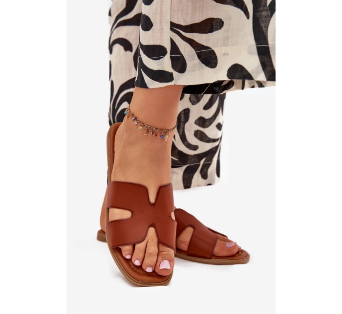 Dámské Ploché Pantofle S Výřezy Camel Salyra Dámské Ploché Pantofle S Výřezy Camel Salyra