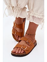 Dámské pantofle s přezkami Camel model 22275142 - Boto Dámské pantofle s přezkami Camel model 22275142 - Boto
