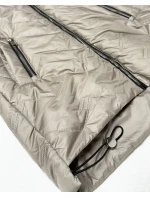 Lekka kurtka damska pikowana z kapturem Goodlookin beżowa (B8588-12) Lekka kurtka damska pikowana z kapturem Goodlookin beżowa (B8588-12)